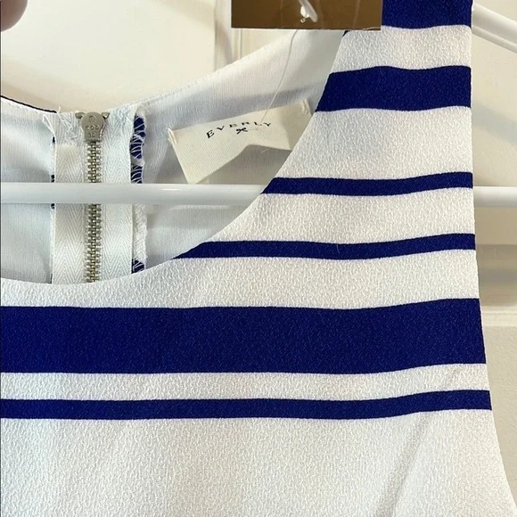 NWT Everly Francesca's Striped Navy Blue and White Sleeveless Dress - Size Small - Picture 6 of 12